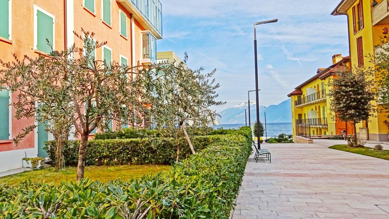 Campione Ora Apartments By Gardadomusmea Кампионе-дель-Гарда Экстерьер фото
